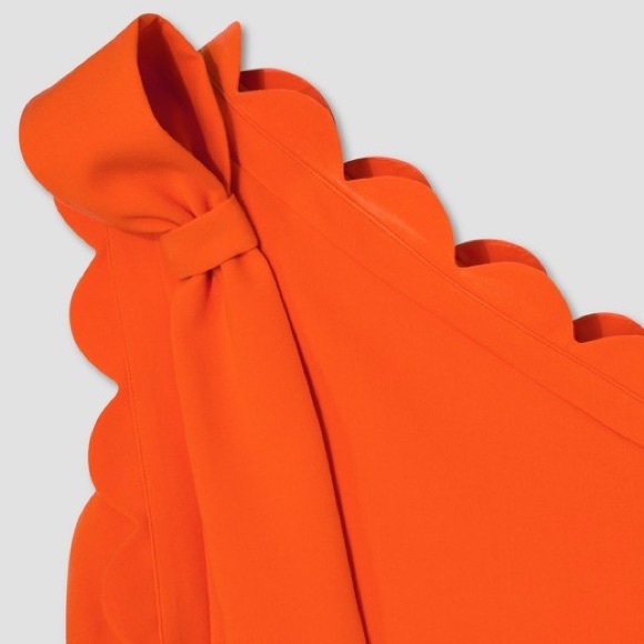 ✨Victoria Beckham Ruffle Dress✨ - Picture 3 of 3